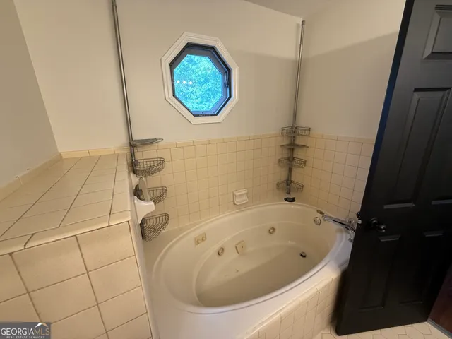 $1,900 | 199 Autumn Trace Court, Macon, GA 31210