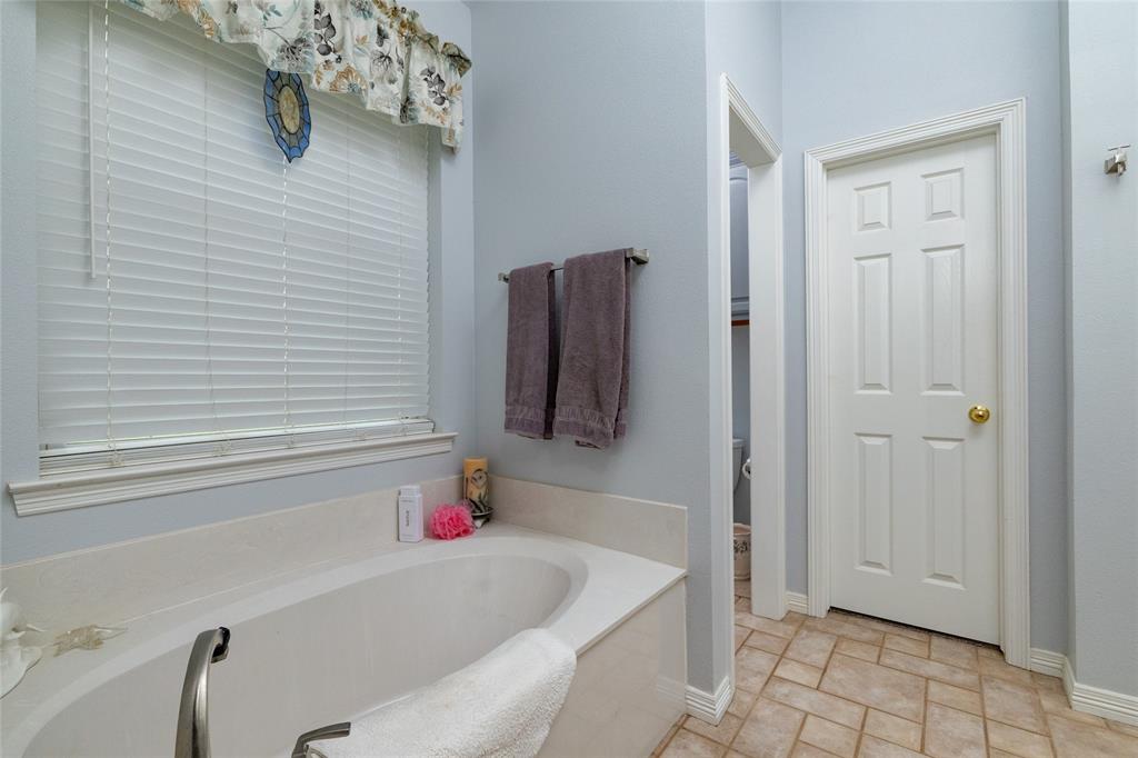 13435 Jackson Road Ponder, TX 76259 - Photo 20 of 40