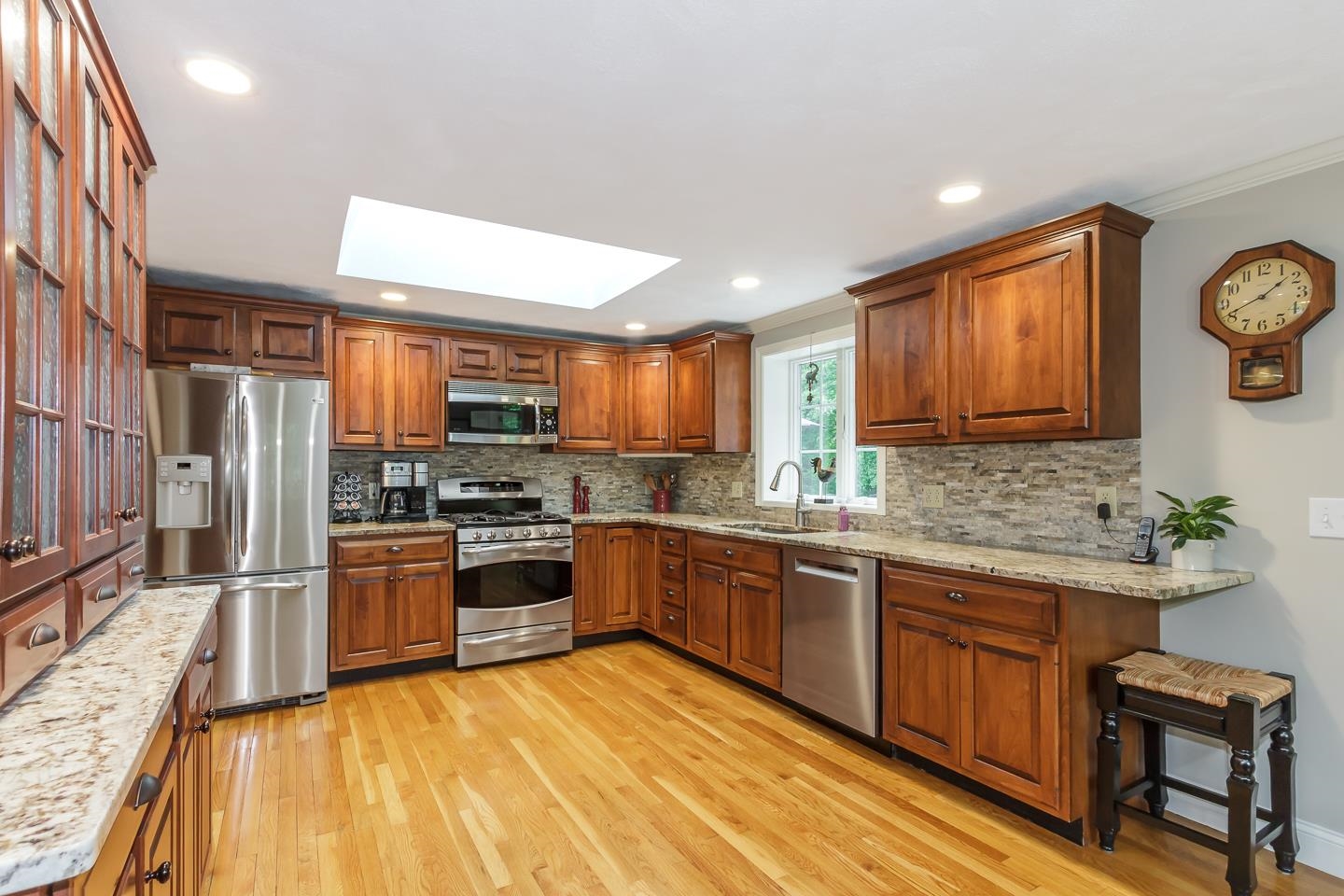 12 Juniper Road Windham, NH 03087 - Photo 14 of 43