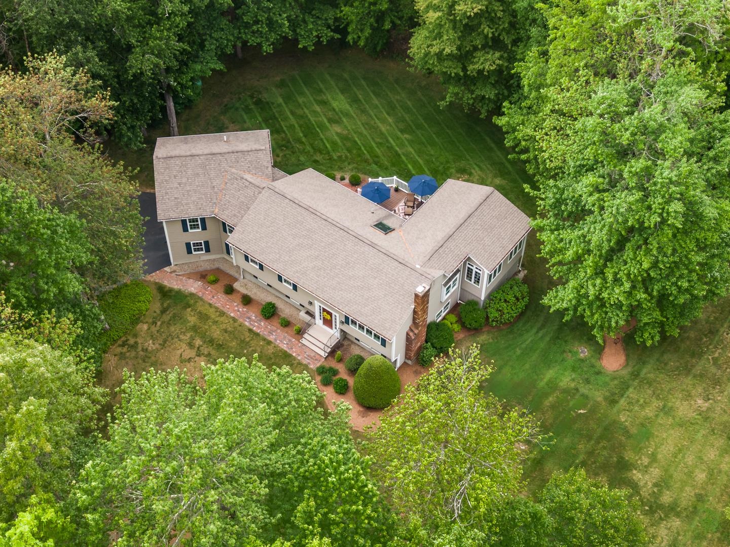 12 Juniper Road Windham, NH 03087 - Photo 4 of 43