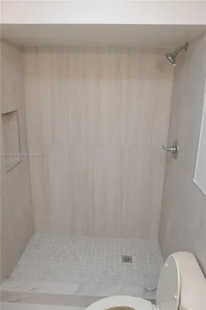 $2,475 | 5400 Northwest 18th Street, Unit 3N, Lauderhill, FL 33313