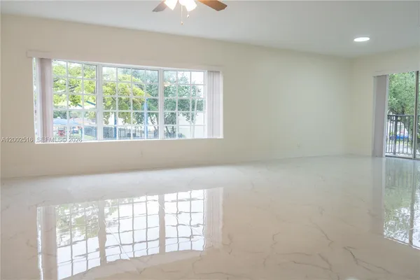 $2,475 | 5400 Northwest 18th Street, Unit 3N, Lauderhill, FL 33313