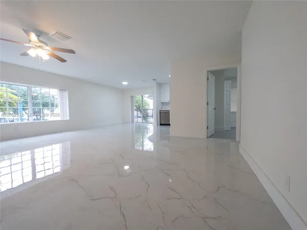 $2,475 | 5400 Northwest 18th Street, Unit 3N, Lauderhill, FL 33313