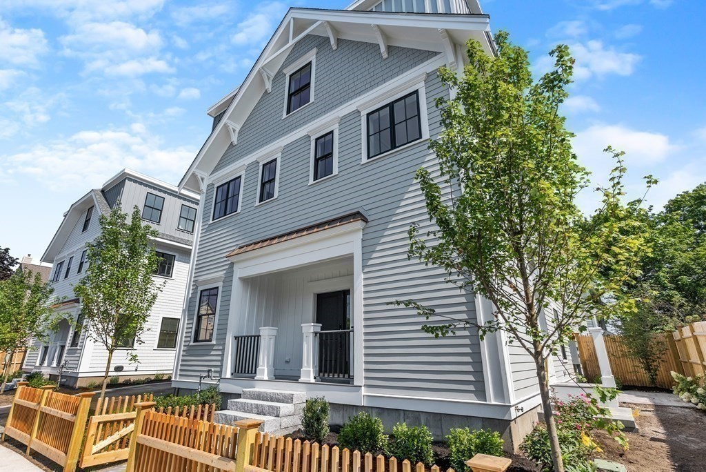 180 Adams Street, Unit 3 Newton, MA 02458 - Photo 11 of 29