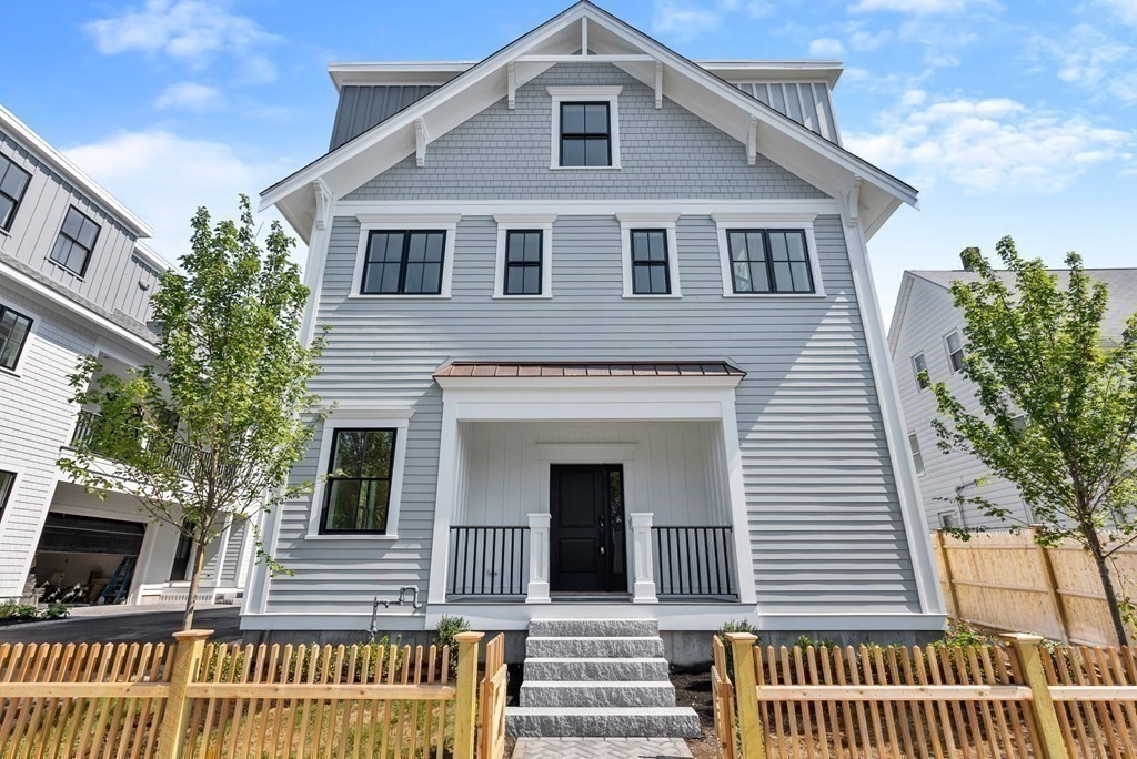 180 Adams Street, Unit 3 Newton, MA 02458 - Photo 10 of 29