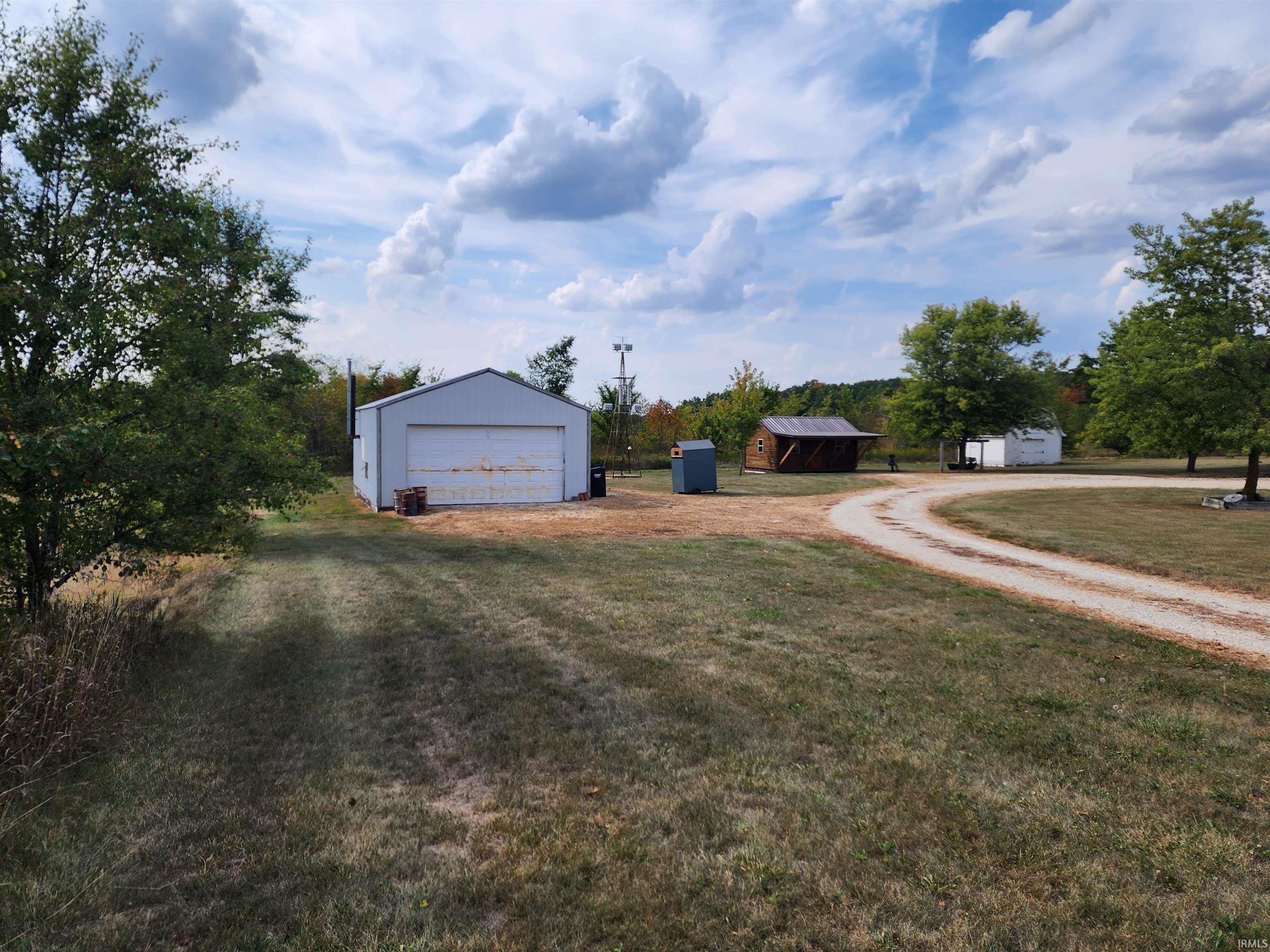 3822 North 600 East Decatur, IN 46733 - Photo 2 of 16