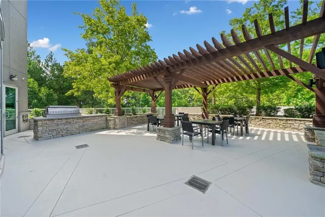 $339,000 | 3300 Windy Ridge Parkway Southeast, Unit 621, Atlanta, GA 30339