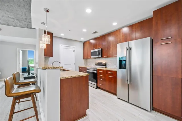 $339,000 | 3300 Windy Ridge Parkway Southeast, Unit 621, Atlanta, GA 30339