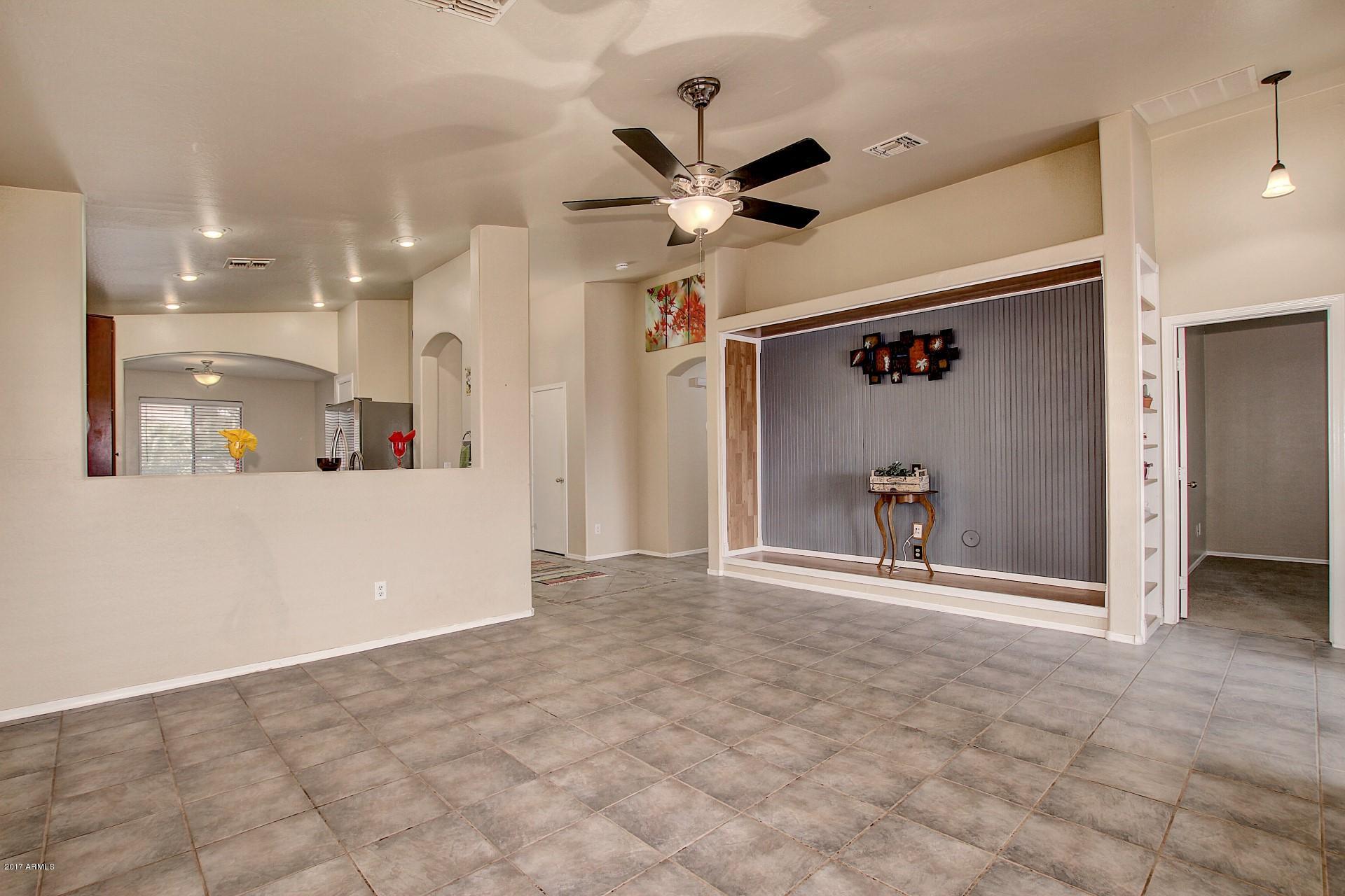 2312 West Darrel Road Phoenix, AZ 85041 - Photo 13 of 29 Darrel (11)
