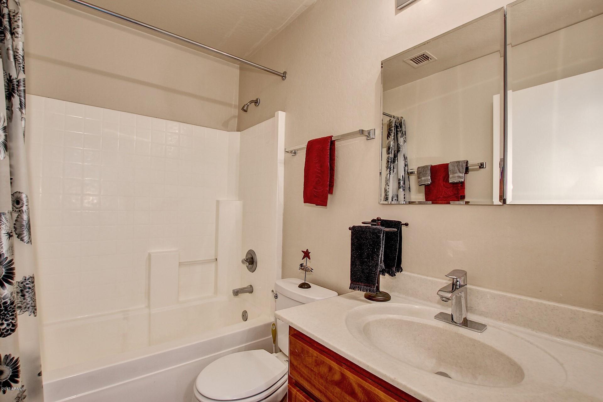 2312 West Darrel Road Phoenix, AZ 85041 - Photo 18 of 29 Darrel (16)