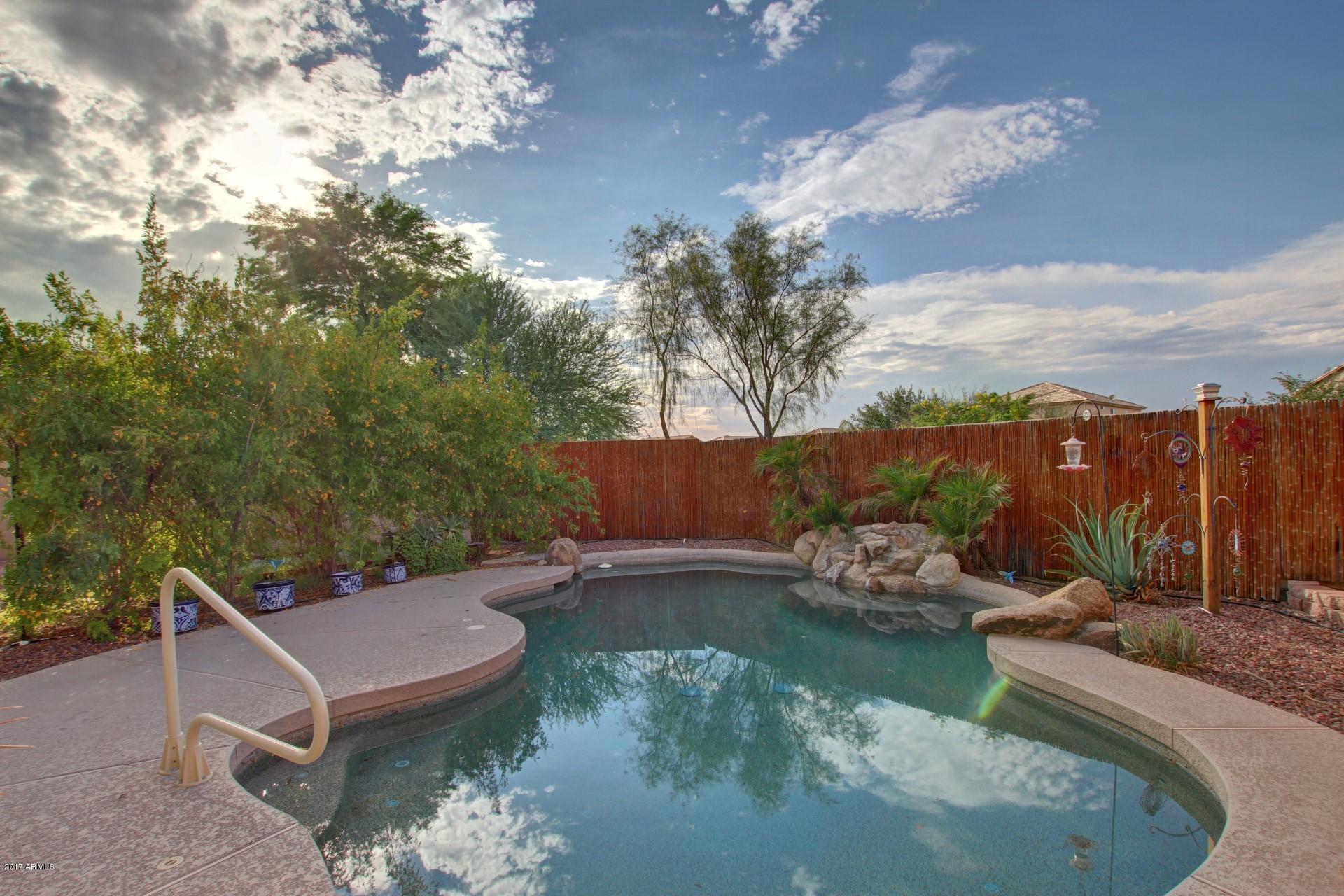 2312 West Darrel Road Phoenix, AZ 85041 - Photo 5 of 29 Darrel (25)