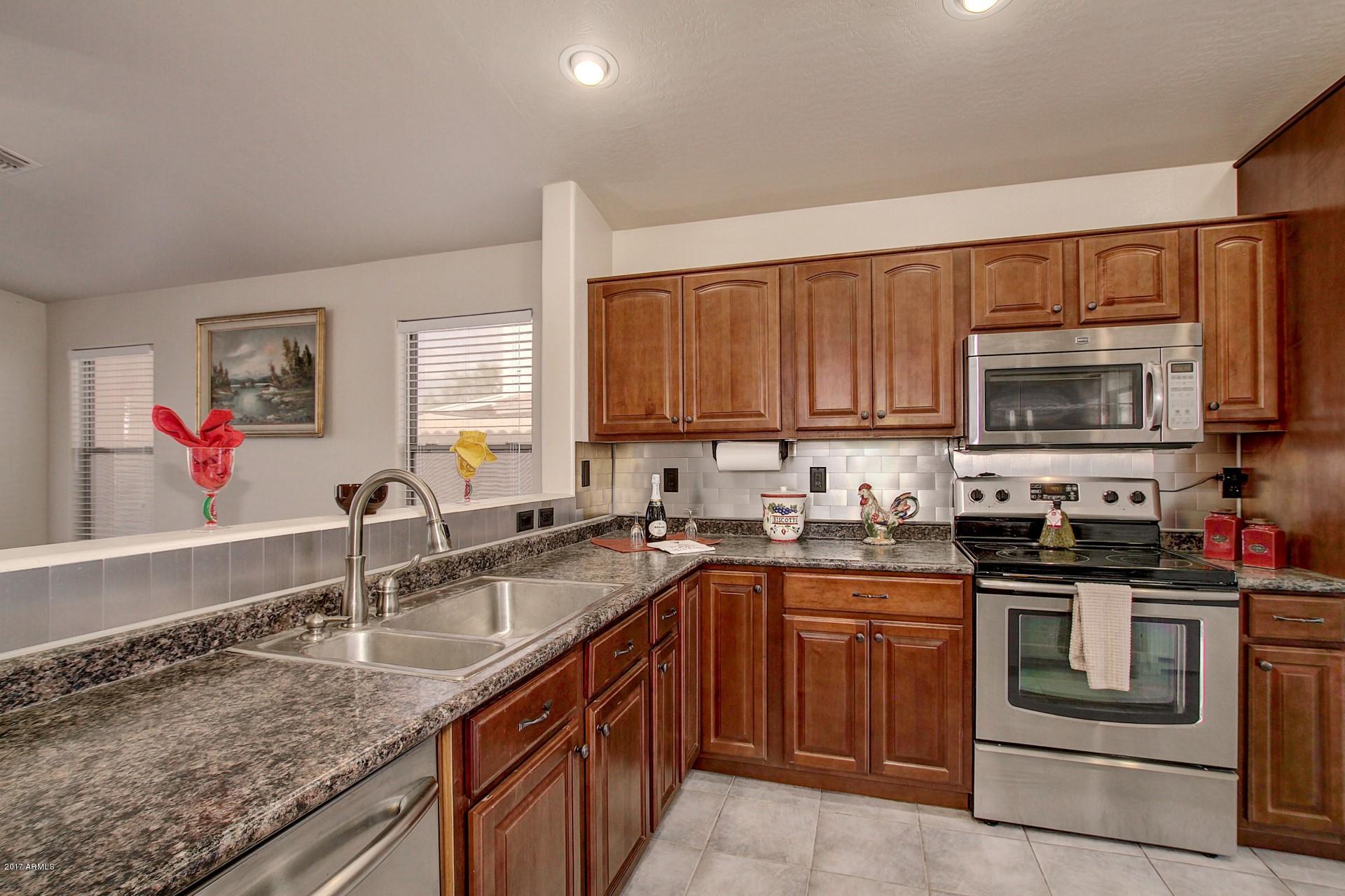 2312 West Darrel Road Phoenix, AZ 85041 - Photo 7 of 29 Darrel (4)