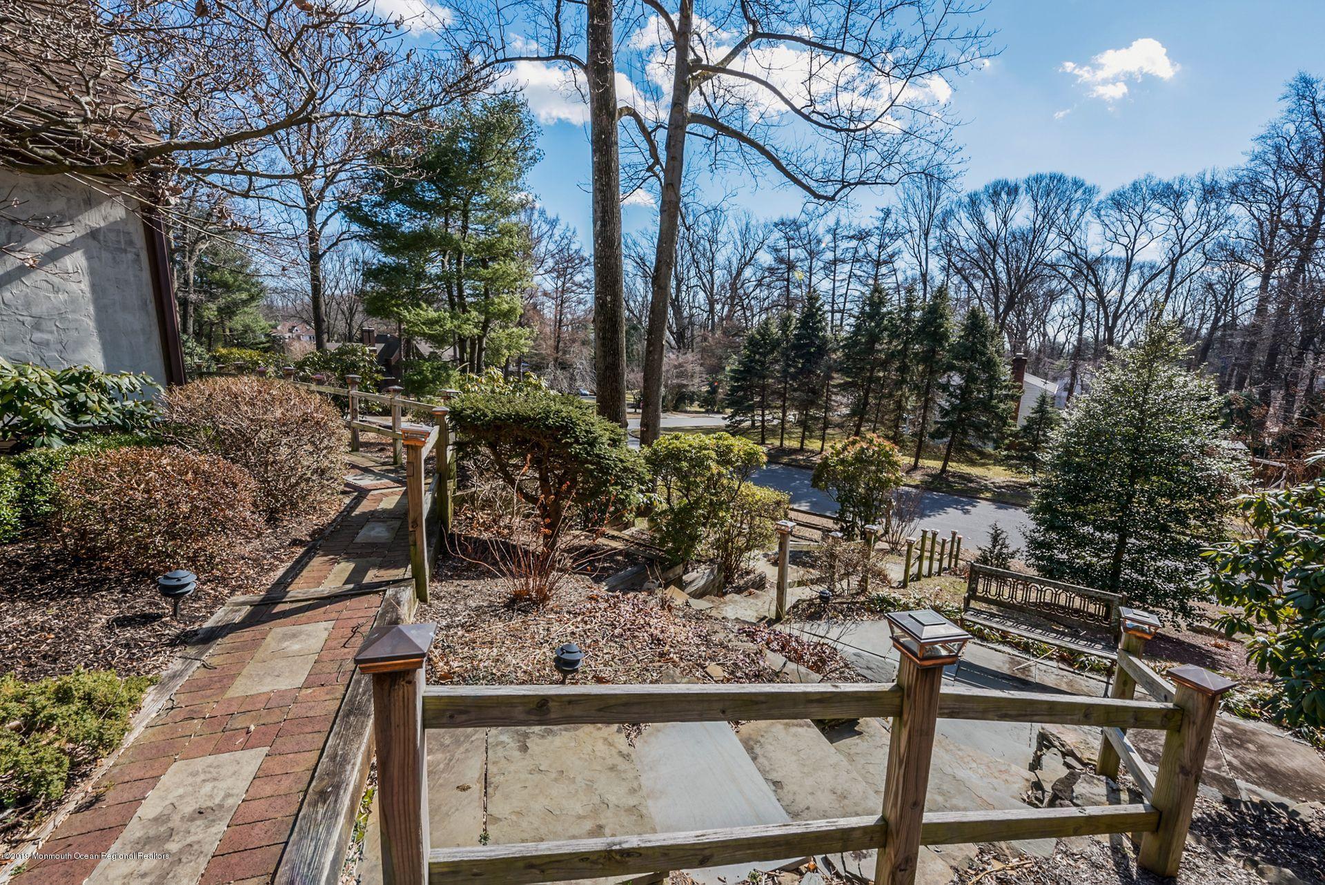 3 Ramsey Road Middletown, NJ 07748 - Photo 6 of 31 4