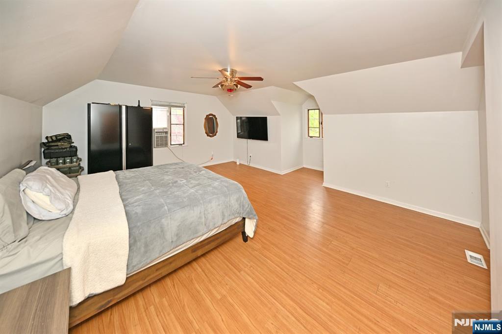 115 Center Street Pompton Lakes, NJ 07442 - Photo 14 of 22