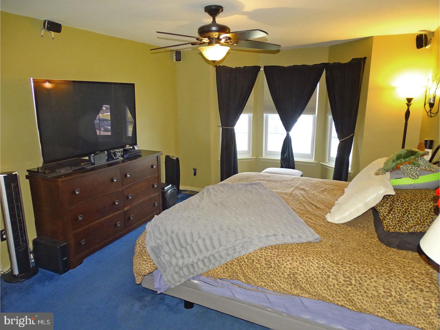 112 Ridgewood Way Burlington Township, NJ 08016 - Photo 12 of 25 Master Bedroom
