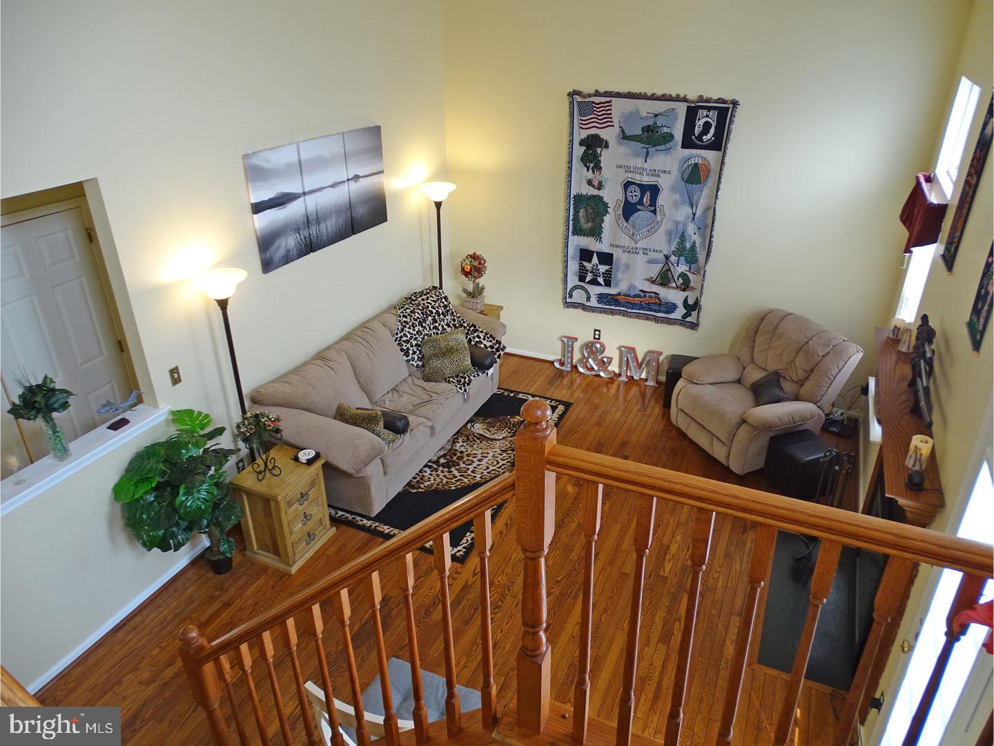 112 Ridgewood Way Burlington Township, NJ 08016 - Photo 5 of 25 Family Room
