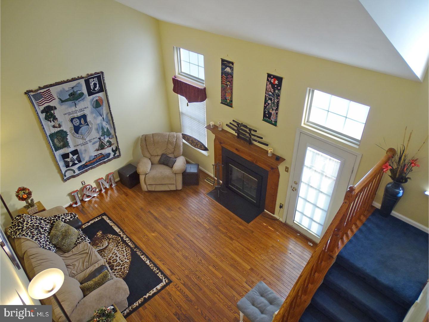 112 Ridgewood Way Burlington Township, NJ 08016 - Photo 6 of 25 Family Room