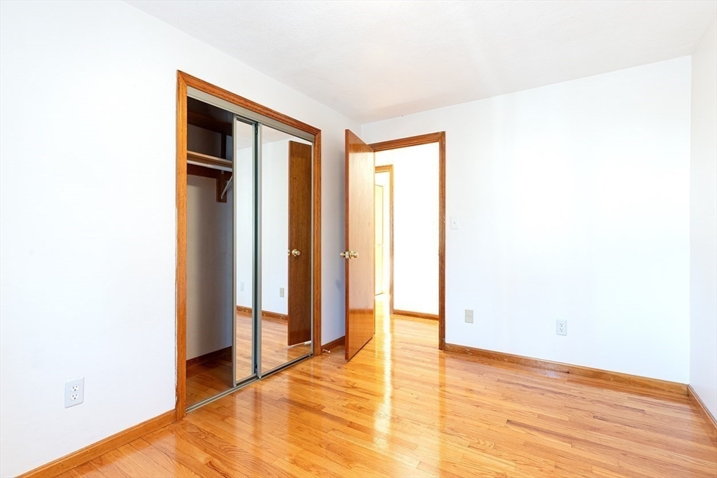 2 Marigold Avenue Wellesley, MA 02482 - Photo 16 of 42