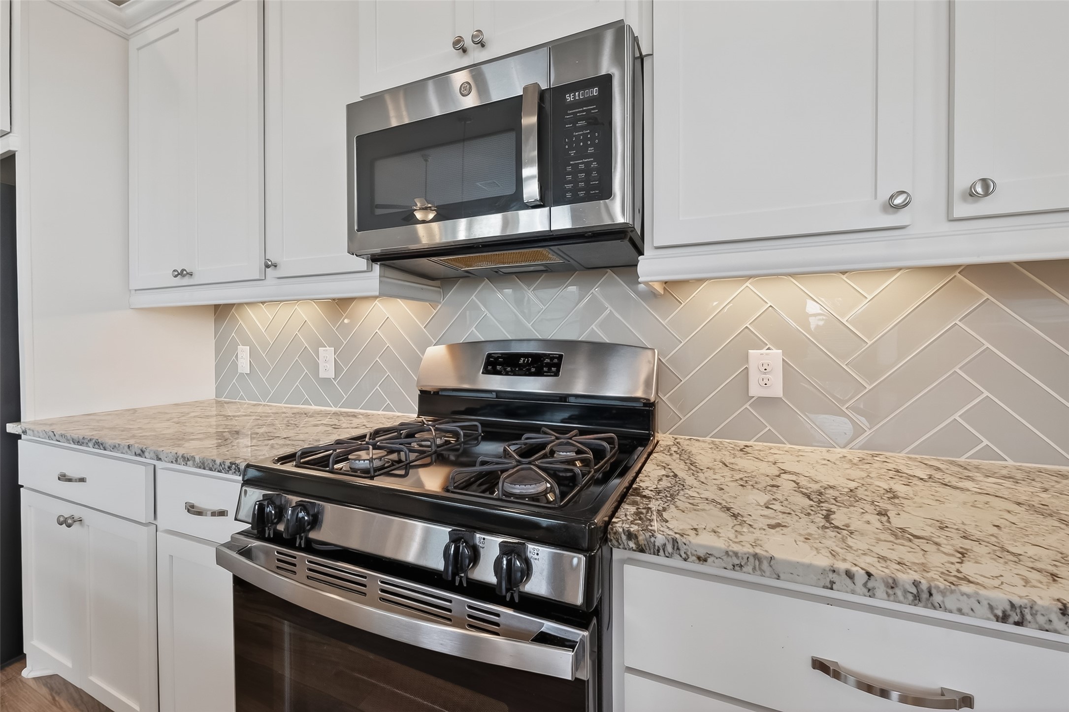 16226 Rattlesnake Run Trail Cypress, TX 77433 - Photo 15 of 37