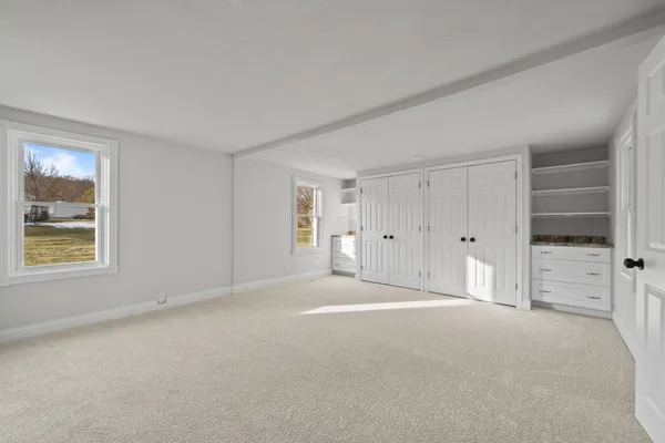 $649,900 | 132 Fontana Avenue, Fontana, WI 53125