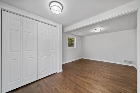 $649,900 | 132 Fontana Avenue, Fontana, WI 53125