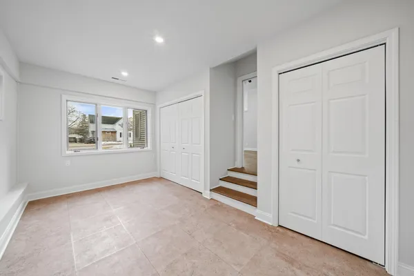 $649,900 | 132 Fontana Avenue, Fontana, WI 53125