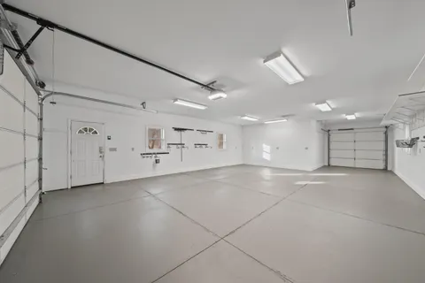 $649,900 | 132 Fontana Avenue, Fontana, WI 53125