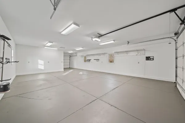 $649,900 | 132 Fontana Avenue, Fontana, WI 53125