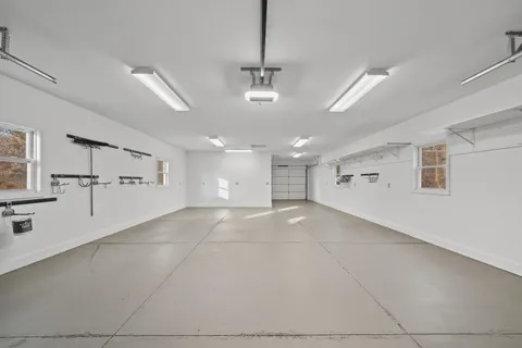 $649,900 | 132 Fontana Avenue, Fontana, WI 53125