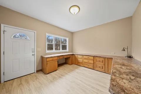 $649,900 | 132 Fontana Avenue, Fontana, WI 53125