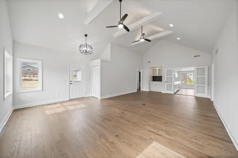 $649,900 | 132 Fontana Avenue, Fontana, WI 53125