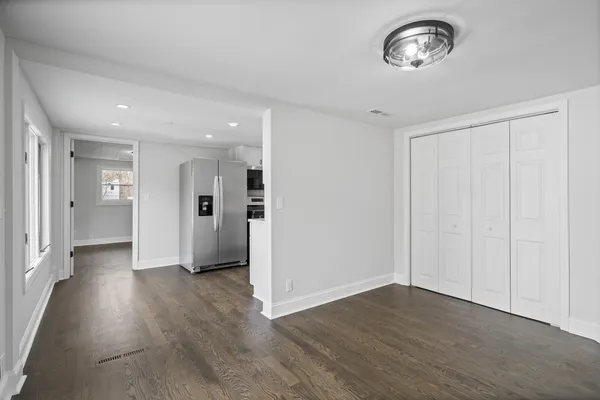 $649,900 | 132 Fontana Avenue, Fontana, WI 53125