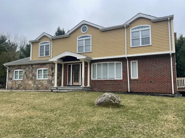 $2,149,000 | 243 Weatherbee Drive, Westwood, MA 02090