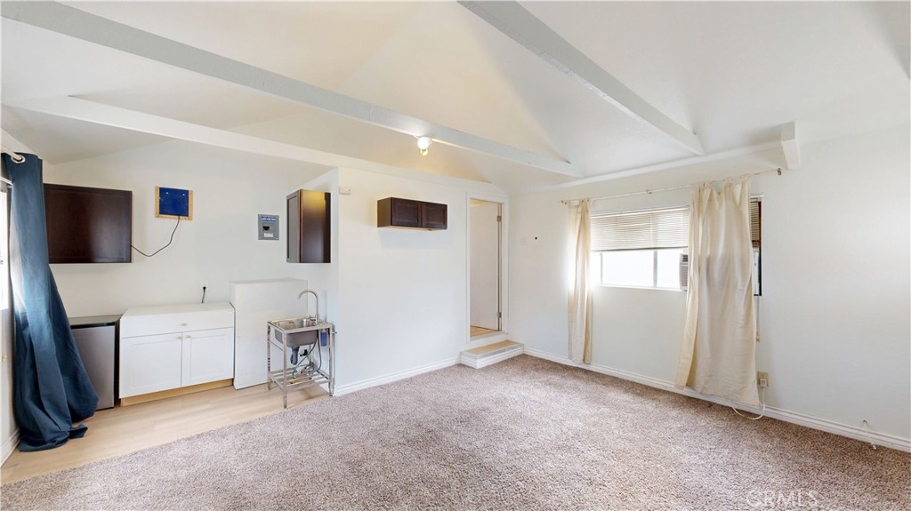 6031 Riverside Avenue Rialto, CA 92377 - Photo 33 of 38