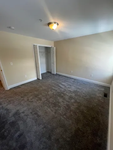 $2,700 | 9 Granite Street, Dover, NH 03820