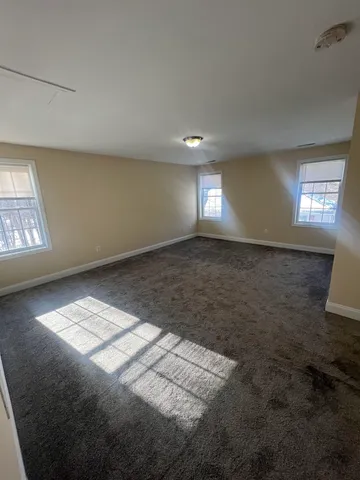 $2,700 | 9 Granite Street, Dover, NH 03820