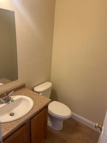 $2,700 | 9 Granite Street, Dover, NH 03820