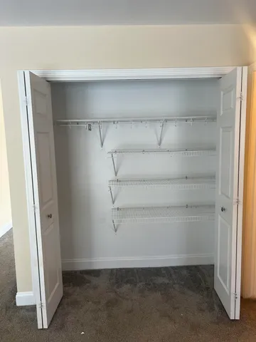 $2,700 | 9 Granite Street, Dover, NH 03820