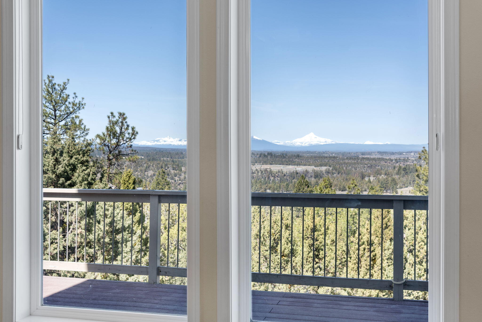 3615 Northwest Falcon Ridge Bend, OR 97703 - Photo 15 of 67 Cascades from Living Room