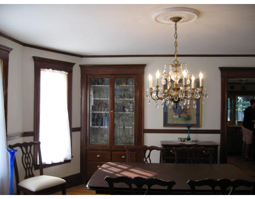 151 Bartlett Road Winthrop, MA 02152 - Photo 6 of 13 Gallery Image 6