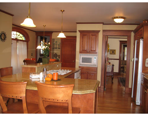 151 Bartlett Road Winthrop, MA 02152 - Photo 9 of 13 Gallery Image 9