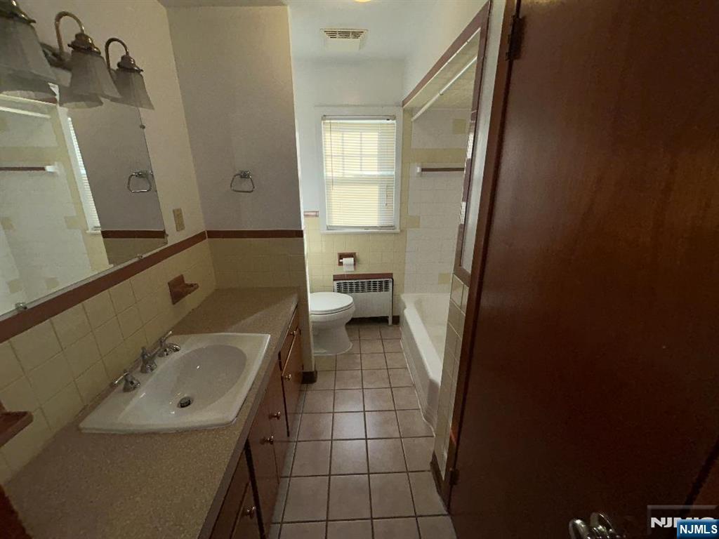 1157 Goffle Road, Unit 2 Hawthorne, NJ 07506 - Photo 10 of 10