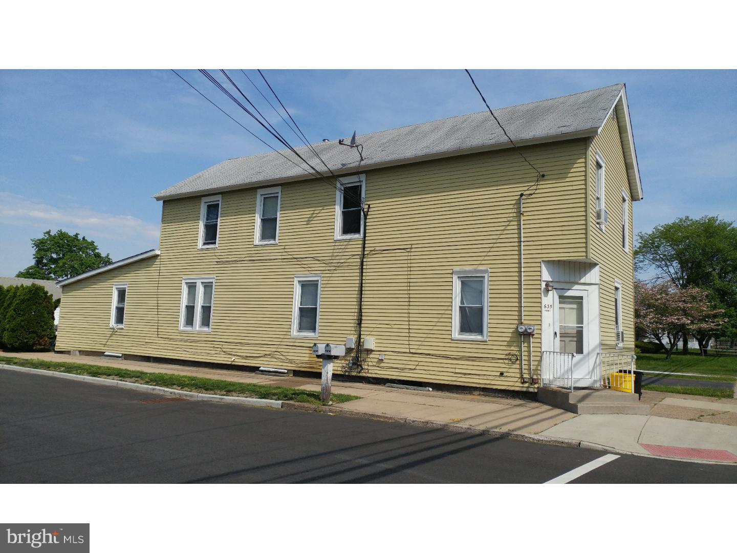 635 Klockner Road Hamilton, NJ 08619 - Photo 2 of 13 Exterior