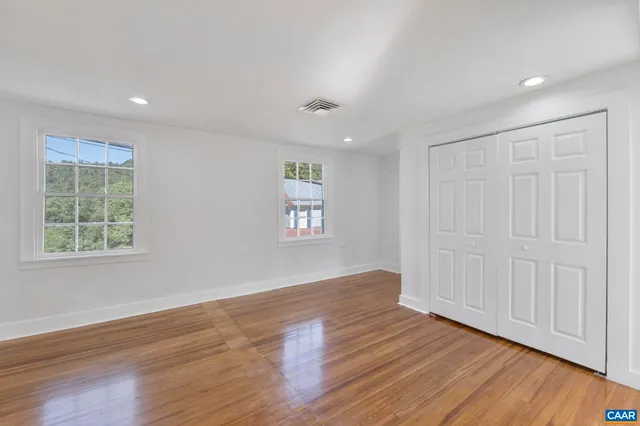 a view of empty room