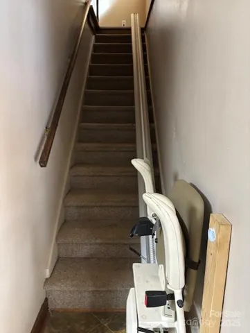 $600,000 | 1250 21st Avenue Northeast, Hickory, NC 28601