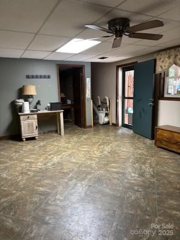 $600,000 | 1250 21st Avenue Northeast, Hickory, NC 28601