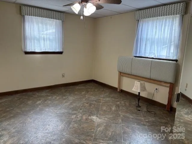 $600,000 | 1250 21st Avenue Northeast, Hickory, NC 28601