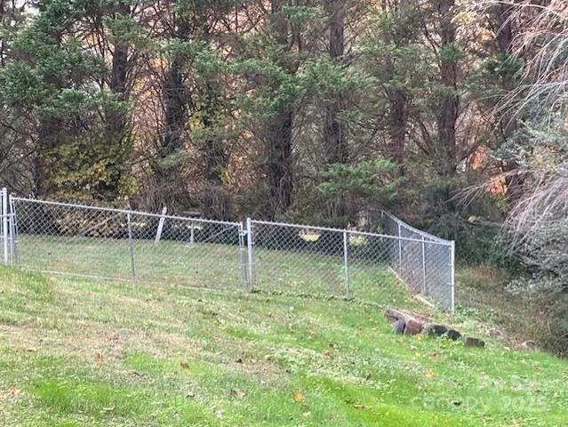 $600,000 | 1250 21st Avenue Northeast, Hickory, NC 28601