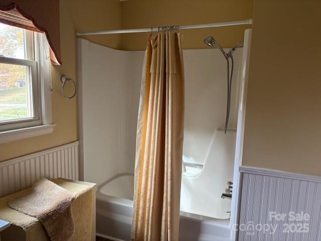 1250 21st Avenue Northeast Hickory, NC 28601 - Photo 8 of 27 a bathroom with a shower and a sink