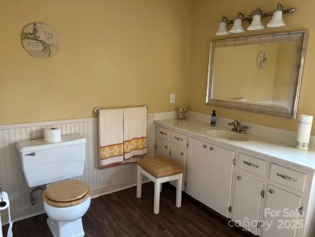 $600,000 | 1250 21st Avenue Northeast, Hickory, NC 28601